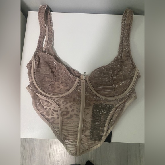 PrettyLittleThing Tops - PLT nwt Corset